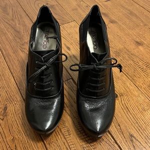 Me too. Black 7-1/2”. Leather upper.